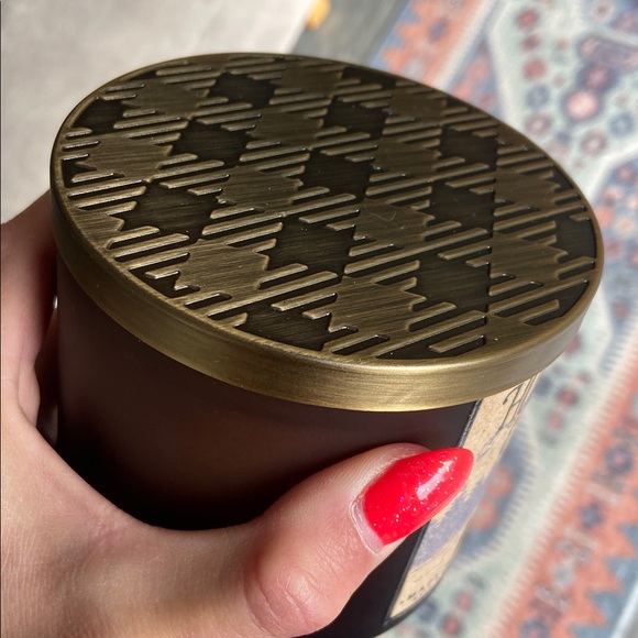 Bath & Body Works scented candle Hot Cocoa & Cream Winter cozy home vibes - Picture 7 of 11